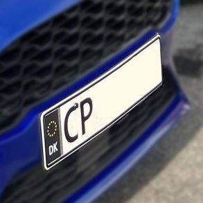 Sort nummerplade kit